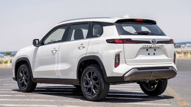 2025 Toyota Urban Cruiser GLX thumbnail 7