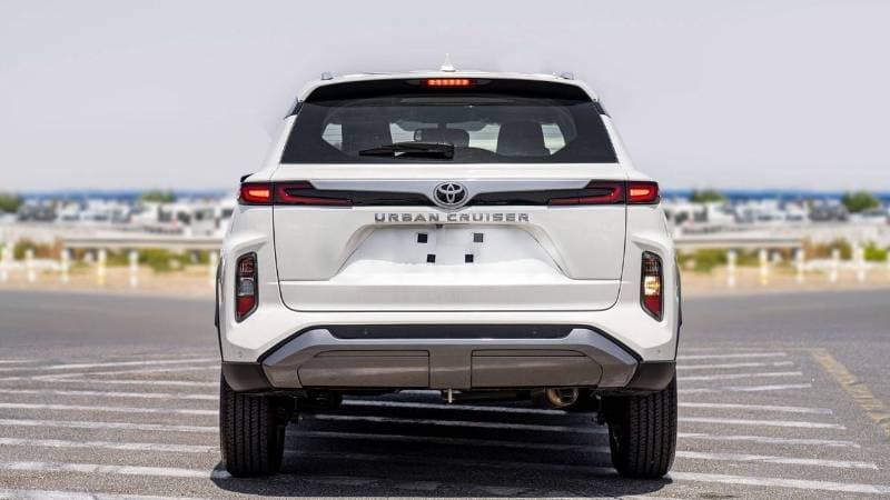 2025 Toyota Urban Cruiser GLX thumbnail 6