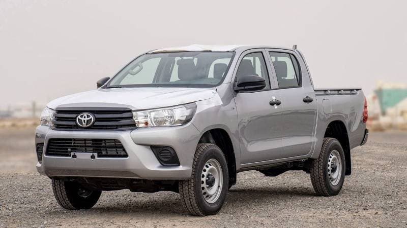 2025 Toyota Hilux GL thumbnail 3