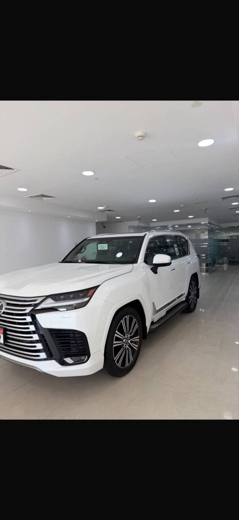 2026 Lexus LX700h SIGNATURE thumbnail 8