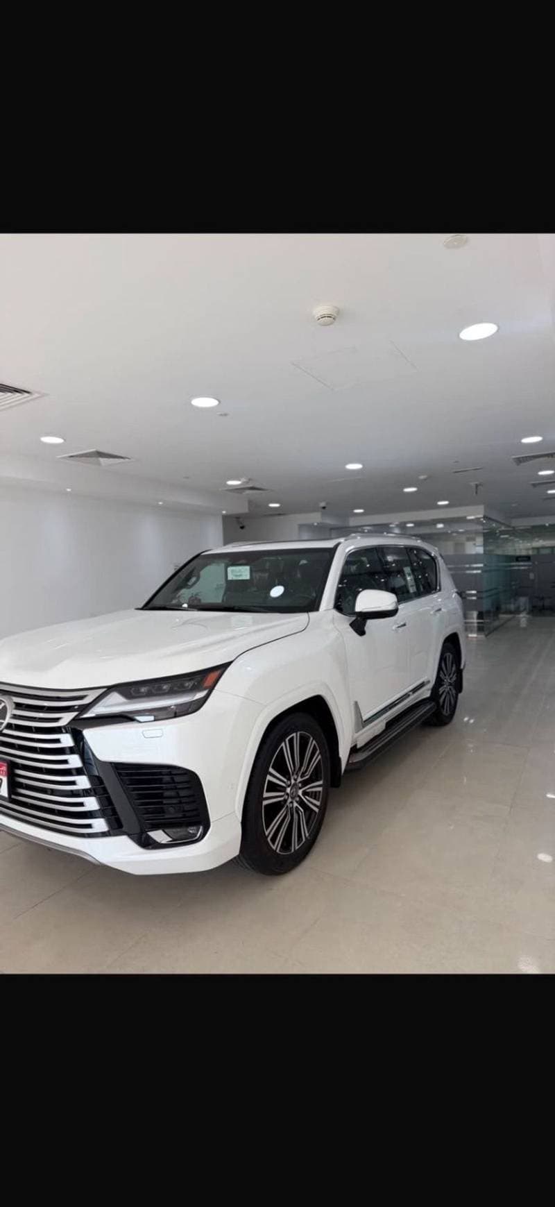2026 Lexus LX700h SIGNATURE thumbnail 5