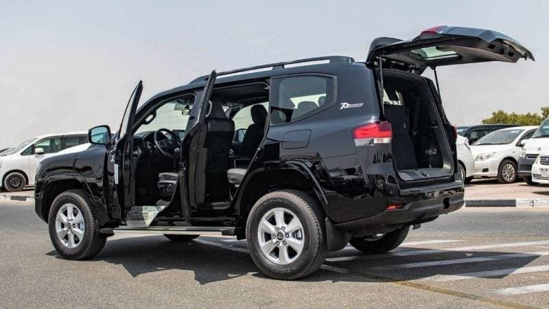 2024 Toyota Land Cruiser GXR thumbnail 4