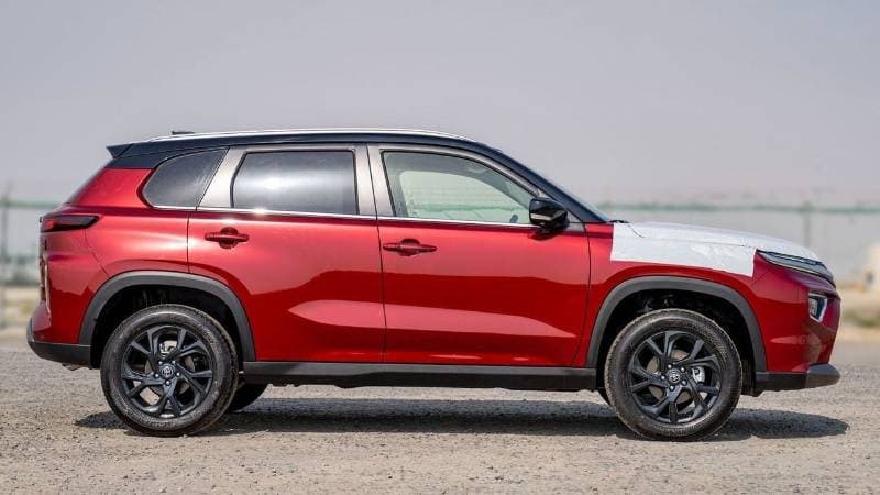 2025 Toyota Urban Cruiser GL thumbnail 8
