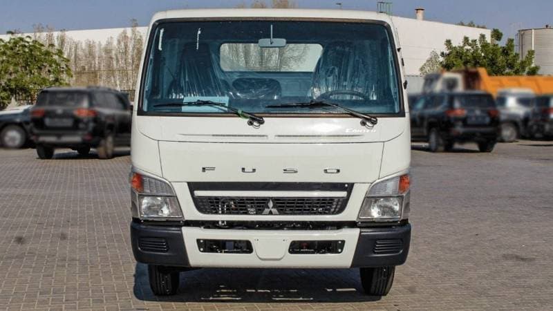 2025 Mitsubishi Fuso Canter thumbnail 2