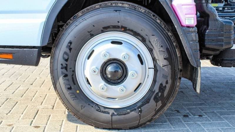 2025 Mitsubishi Fuso Canter thumbnail 5