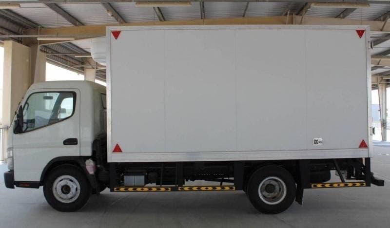 2024 Mitsubishi Fuso Canter thumbnail 4