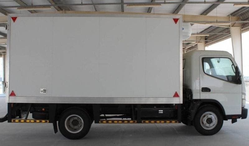 2024 Mitsubishi Fuso Canter thumbnail 5