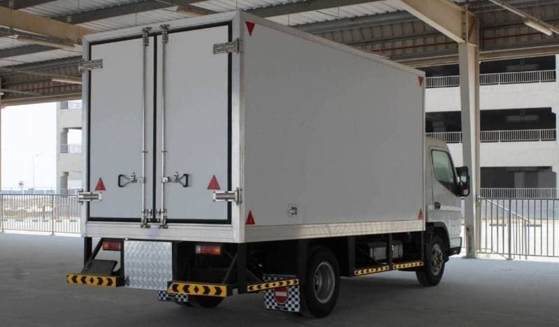 2024 Mitsubishi Fuso Canter thumbnail 7
