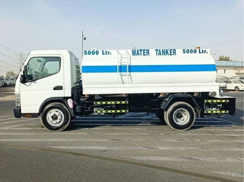 2026 Mitsubishi Canter STANDARD thumbnail 2