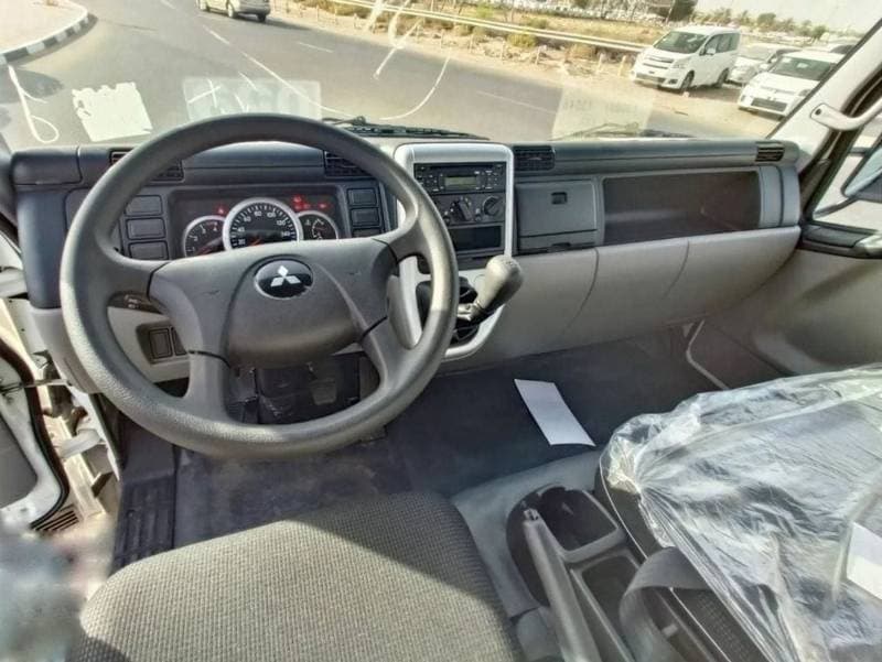 2026 Mitsubishi Canter STANDARD thumbnail 7
