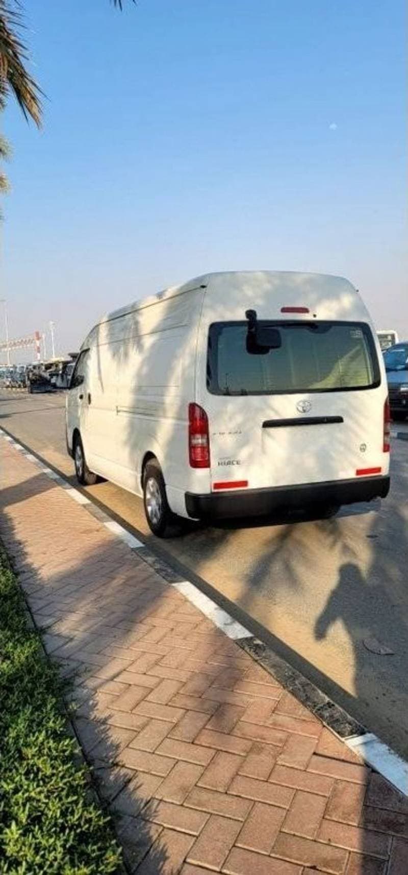 2024 Toyota Hiace GL thumbnail 3