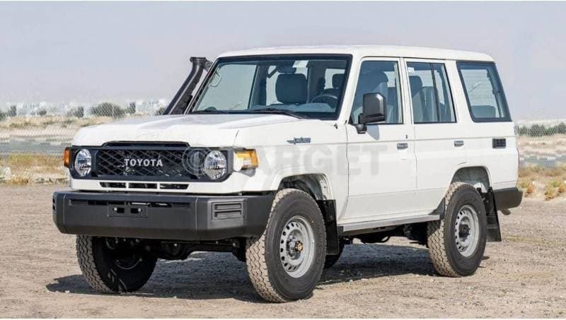 2025 Toyota Land Cruiser 70 LC76 LX