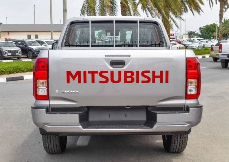 2025 Mitsubishi L200 GLS thumbnail 6