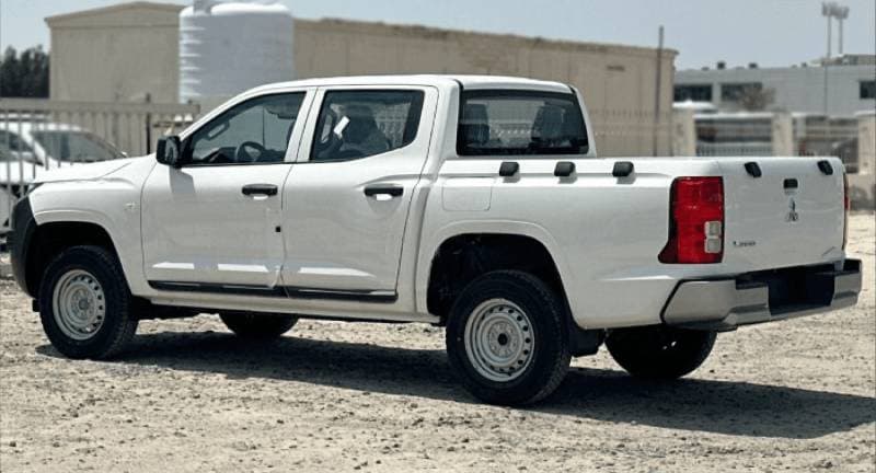 2025 Mitsubishi L200 GL thumbnail 2
