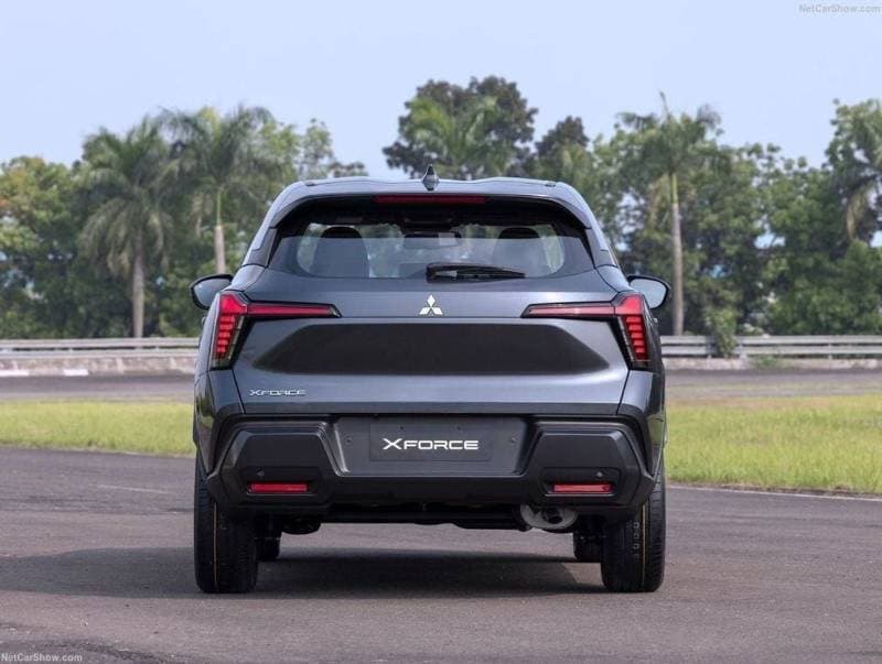 2025 Mitsubishi Xforce H LINE thumbnail 5