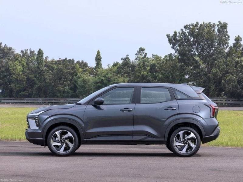 2025 Mitsubishi Xforce H LINE thumbnail 7