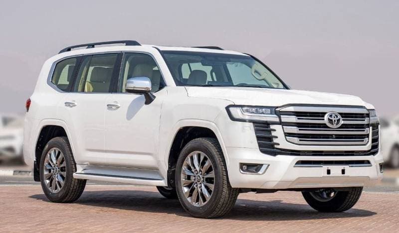 2025 Toyota Land Cruiser VXR thumbnail 3
