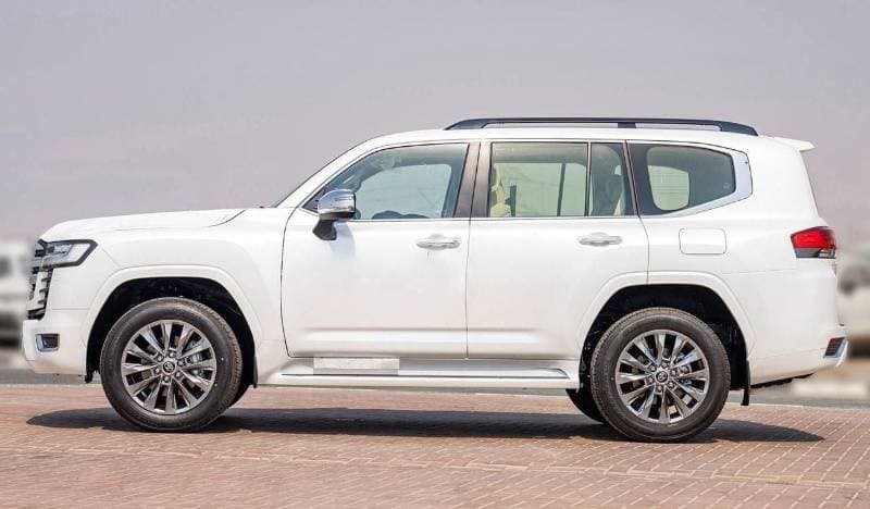 2025 Toyota Land Cruiser VXR thumbnail 4