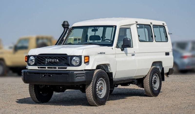 2026 Toyota Land Cruiser 70 LC 78 HARDTOP 4.0L MT thumbnail 3