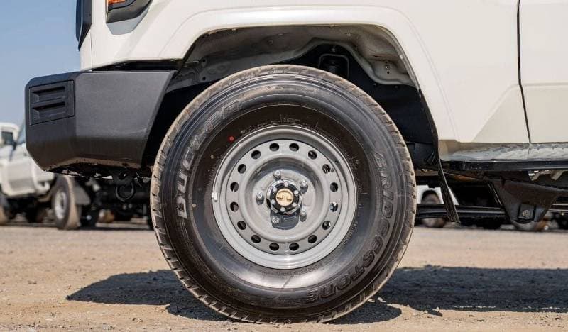 2026 Toyota Land Cruiser 70 LC 78 HARDTOP 4.0L MT thumbnail 6