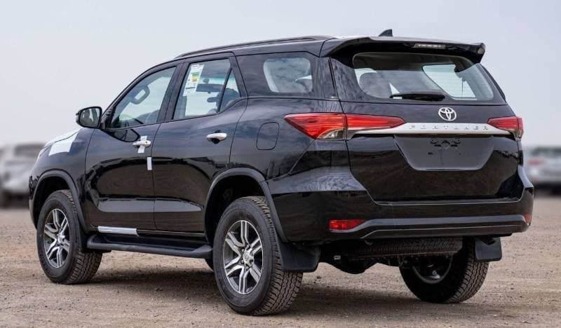 2026 Toyota Fortuner EXR thumbnail 5