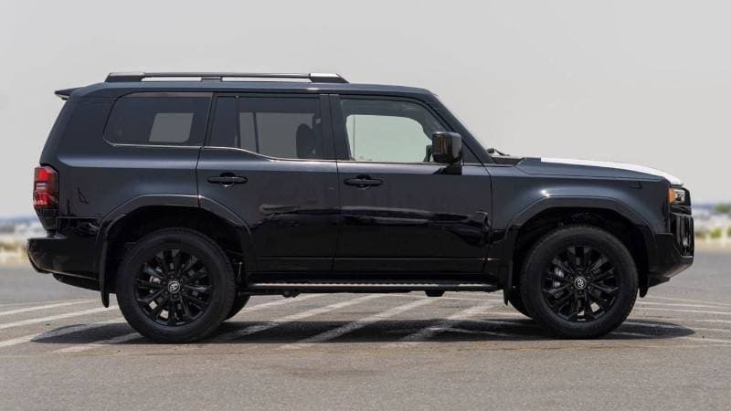 2026 Toyota Prado VXR thumbnail 7