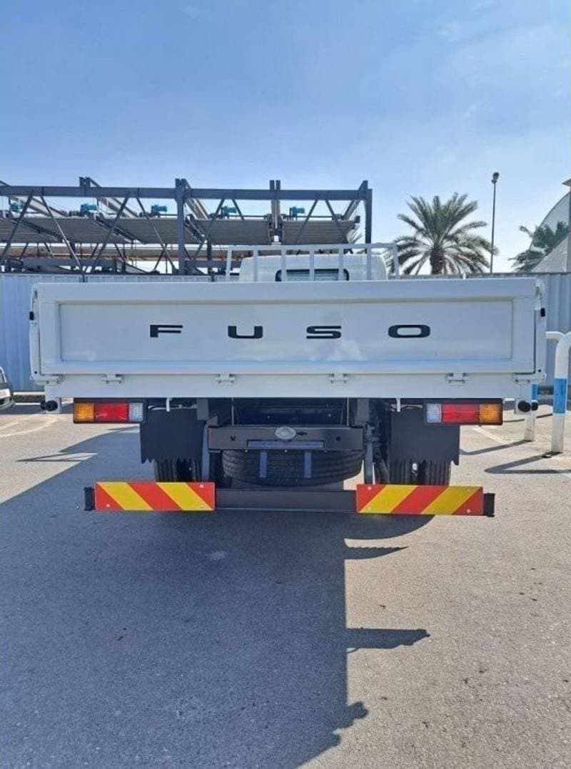 2025 Mitsubishi Fuso Canter thumbnail 4
