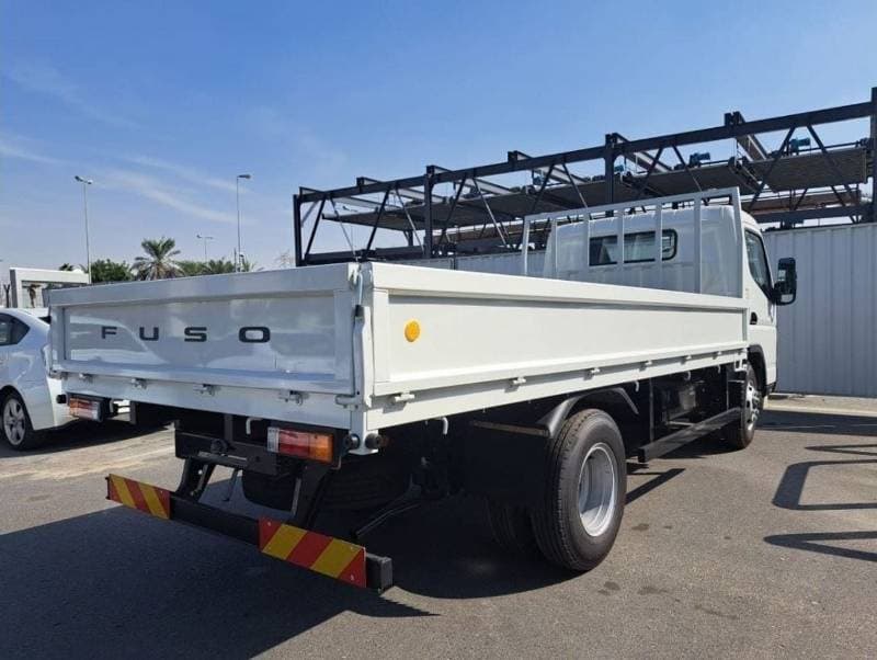 2025 Mitsubishi Fuso Canter thumbnail 6