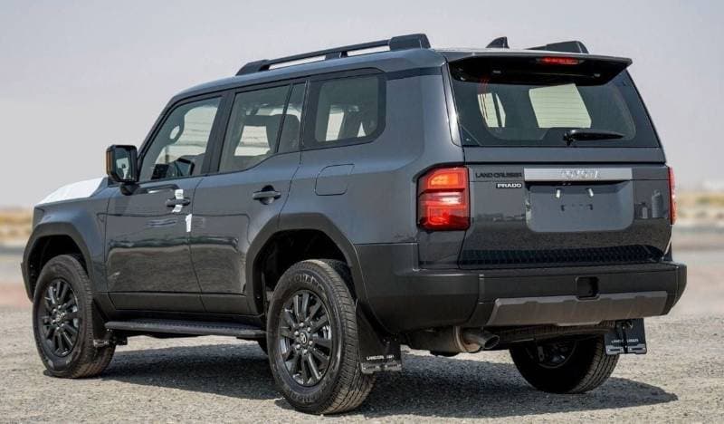 2025 Toyota Prado GXR thumbnail 8