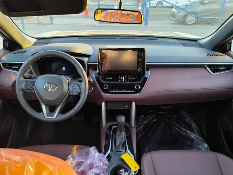 2024 Toyota Corolla Cross LTD HEV thumbnail 7