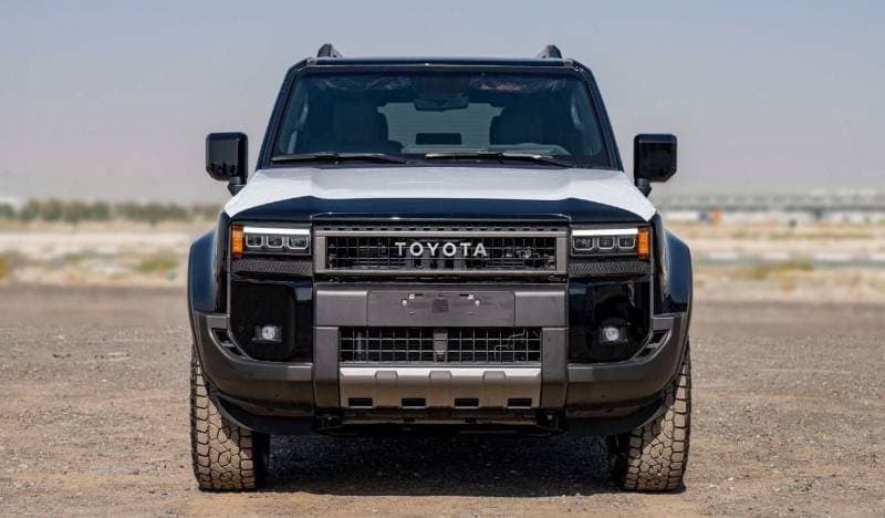 2026 Toyota Prado GXR thumbnail 2