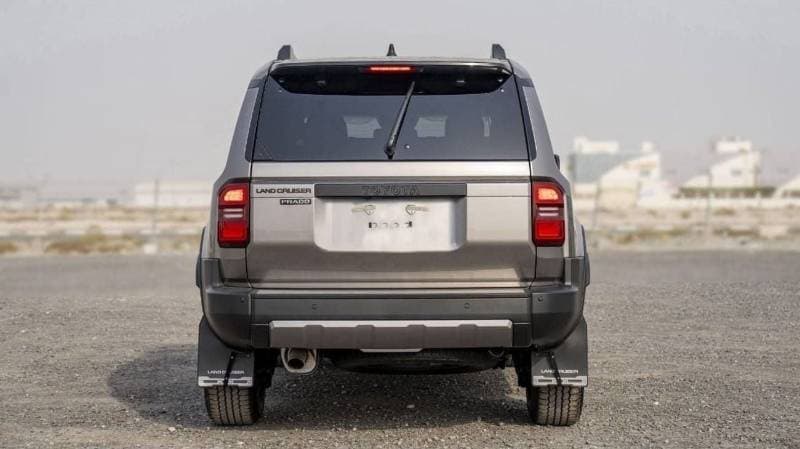 2025 Toyota Prado GXR thumbnail 5