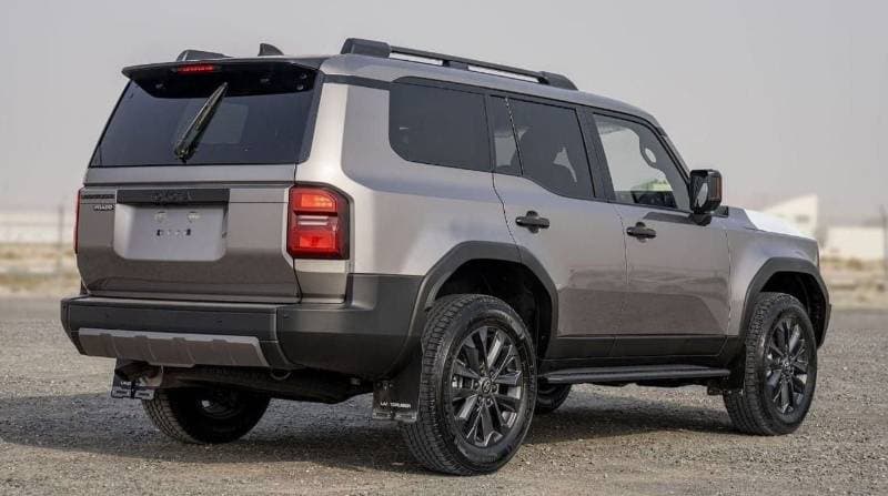 2025 Toyota Prado GXR thumbnail 4
