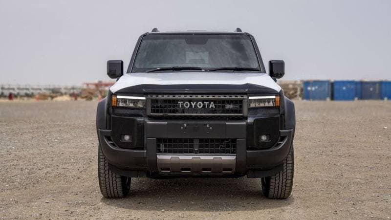 2024 Toyota Prado TXL 2 thumbnail 2
