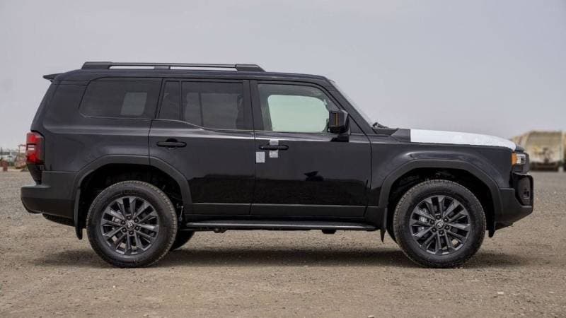 2024 Toyota Prado TXL 2 thumbnail 3