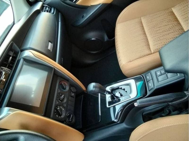 2024 Toyota Fortuner GX2 thumbnail 6