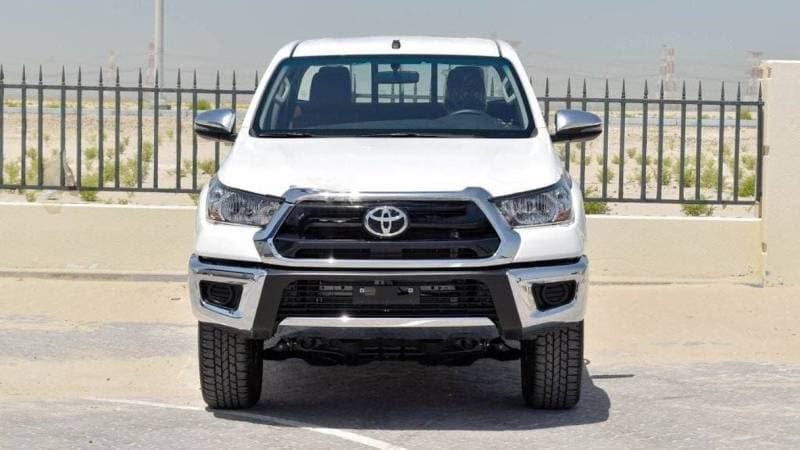 2024 Toyota Hilux SGLX thumbnail 2