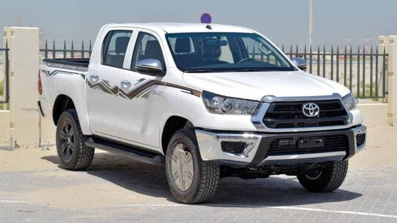 2024 Toyota Hilux SGLX thumbnail 3