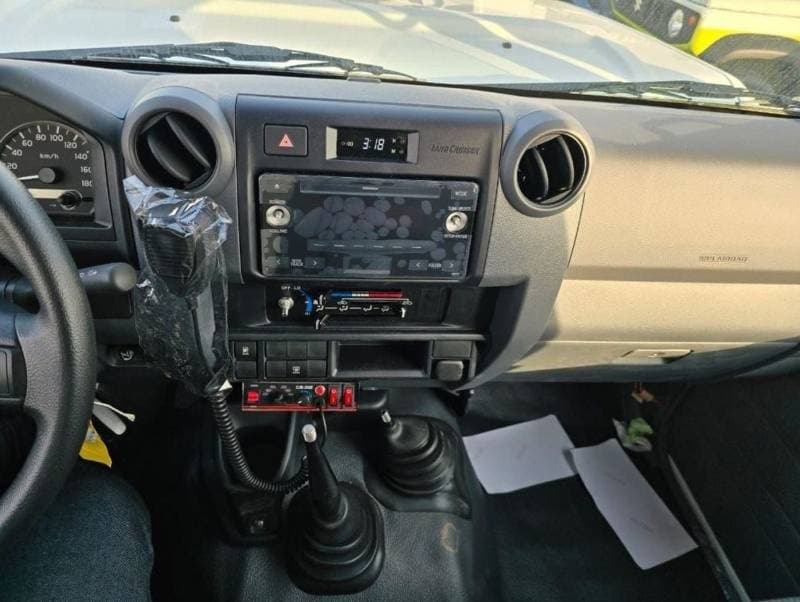 2025 Toyota Land Cruiser 70 LC 78 HARDTOP 2.8L MT thumbnail 8