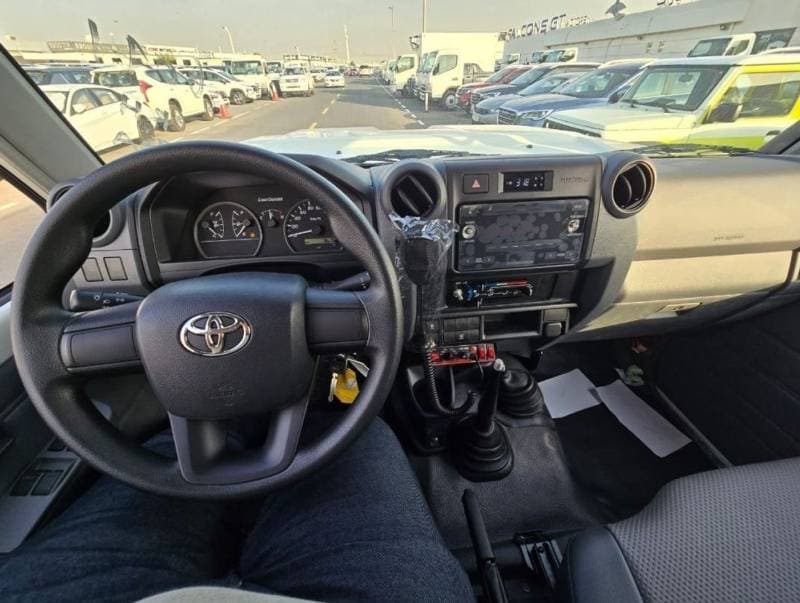 2025 Toyota Land Cruiser 70 LC 78 HARDTOP 2.8L MT thumbnail 6
