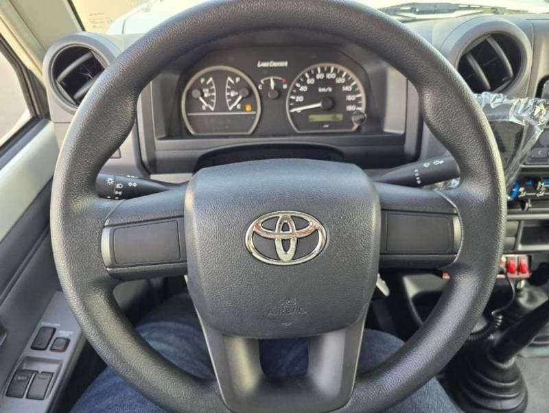 2025 Toyota Land Cruiser 70 LC 78 HARDTOP 2.8L MT thumbnail 7