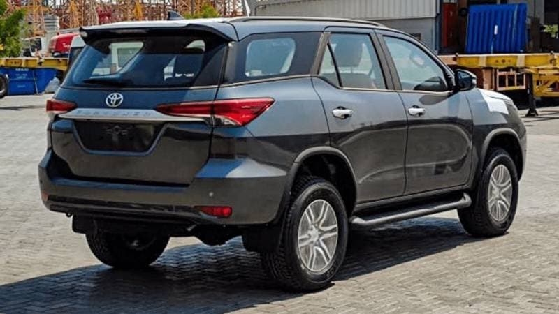 2024 Toyota Fortuner EXR thumbnail 5
