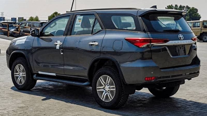 2024 Toyota Fortuner EXR thumbnail 8