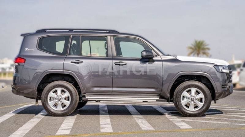 2024 Toyota Land Cruiser GXR thumbnail 5