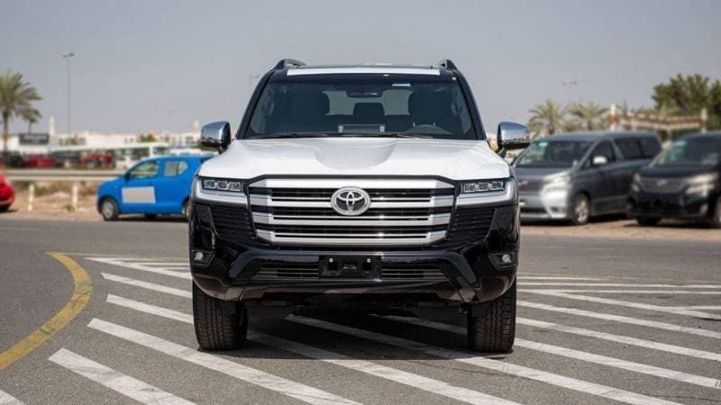 2024 Toyota Land Cruiser VX thumbnail 2