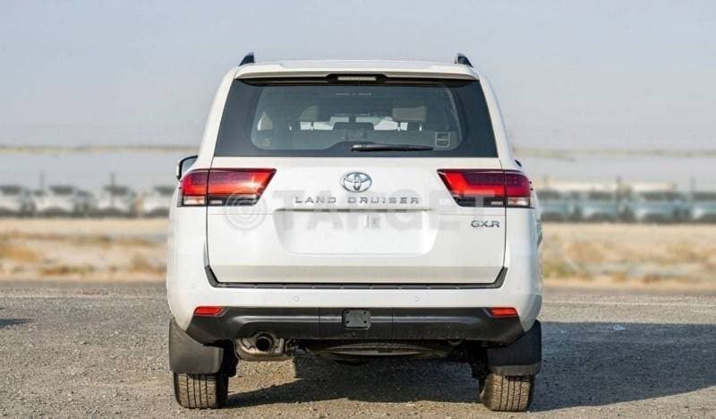 2025 Toyota Land Cruiser GXR thumbnail 6