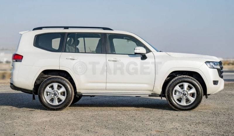 2025 Toyota Land Cruiser GXR thumbnail 8