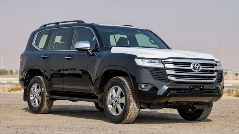 2024 Toyota Land Cruiser VX thumbnail 3