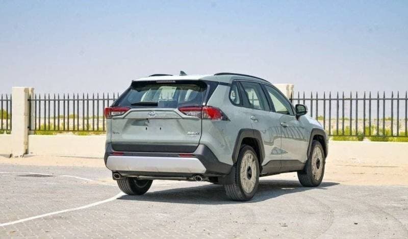 2024 Toyota RAV4 ADVENTURE thumbnail 6