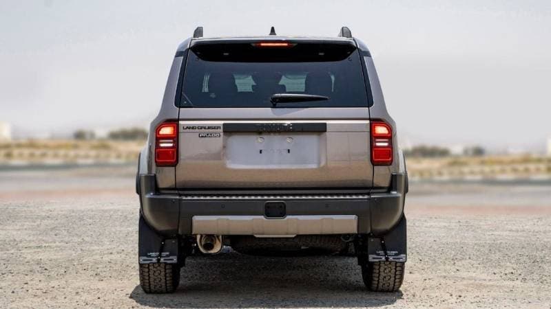 2024 Toyota Prado GXR thumbnail 8